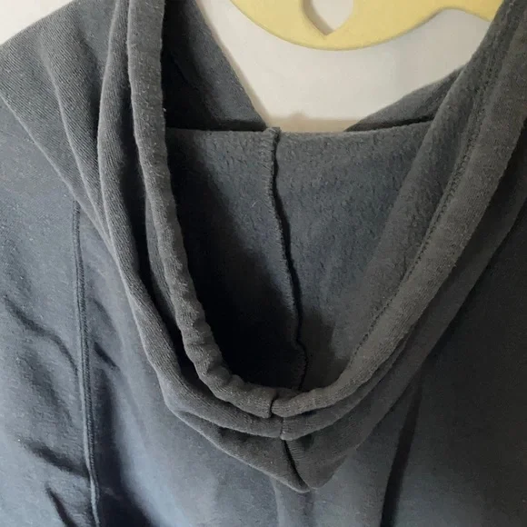 Grayson/Threads: Charcoal Cropped Sweatshirt- S - Picture 8 of 16